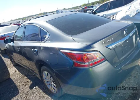 2015 Nissan Altima 2.5/2.5 S/2.5 Sl/2.5 Sv из США, поврежденный, VIN 1N4AL3AP4FC240089